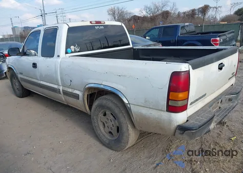 2002 Chevrolet Silverado 1500 Ls z USA, uszkodzony, nr VIN 2GCEC19T121192813